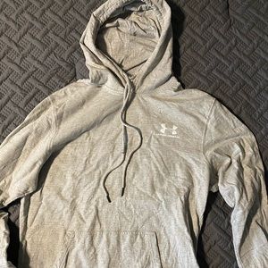 UNDER ARMOUR men’s size XL sweatshirt